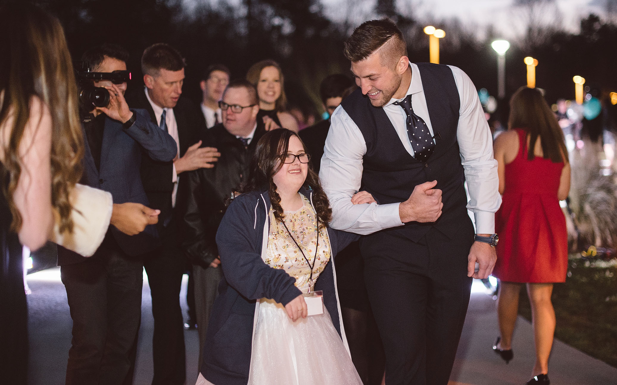 Proms Expected To Draw Over 100,000 With Disabilities Disability Scoop